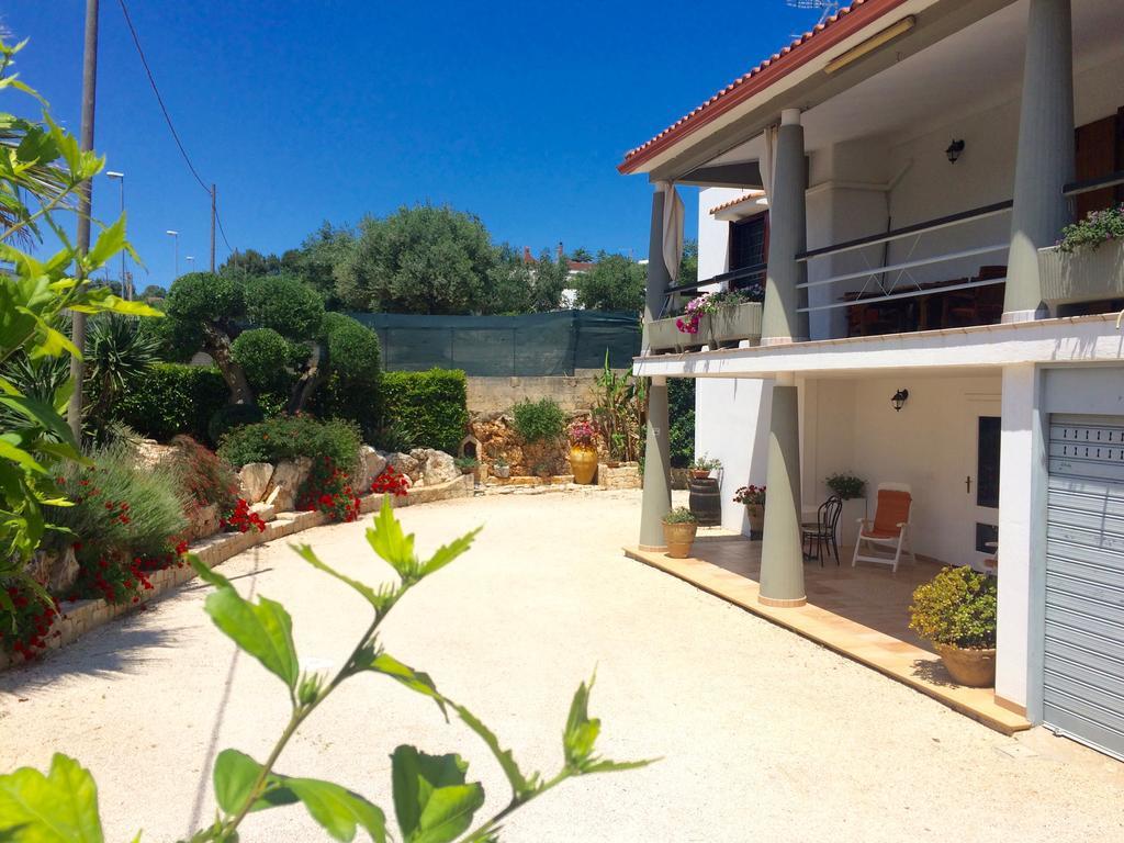B&B All'Ombra Degli Ulivi Ostuni Zewnętrze zdjęcie